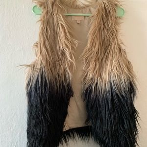 Fur vest